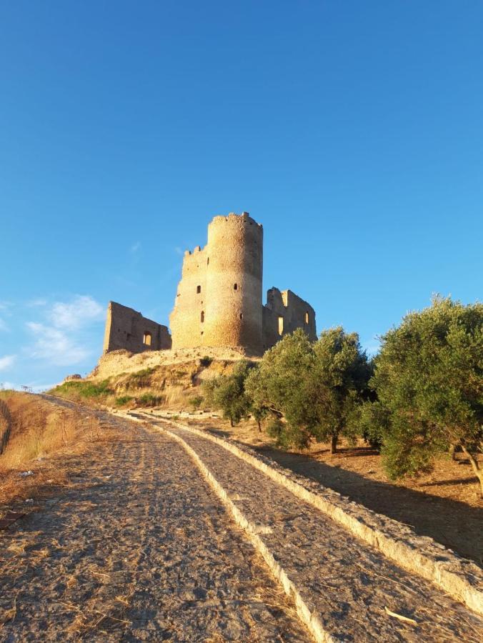 דירות Mazzarino Casa Principe Umberto מראה חיצוני תמונה